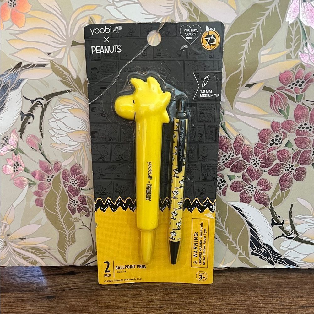 Yoobi x Peanuts Yellow and Black Ballpoint Pen Set